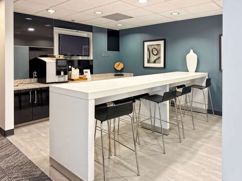 Regus - One Lakeshore - E. Guasti Road - Ontario - CA image 6