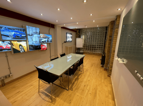 Expo Fx Ltd - The Old Engineering Works - 47 Queens Road, KT13 - Weybridge image 3
