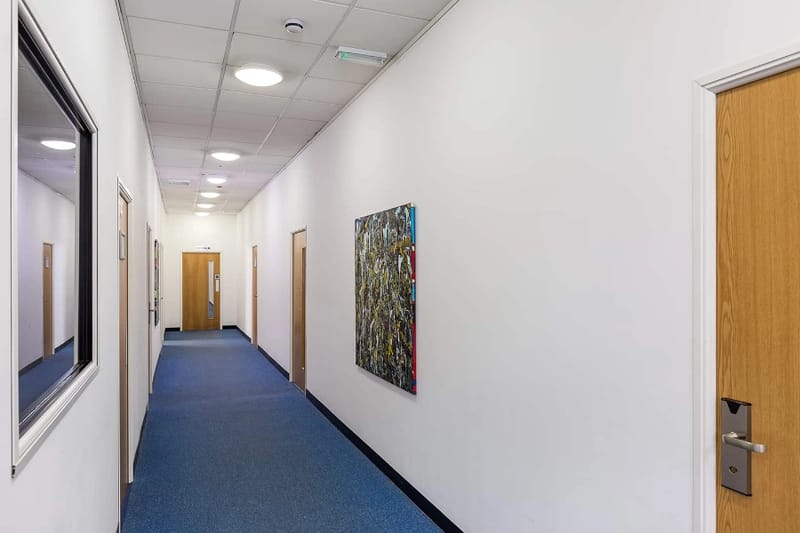 Unit Management Ltd - Trident Court - Oakcroft Road, KT19 - Chessington (Serviced) image 8