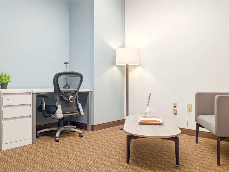 Regus - Heron Bay Blvd - Coral Springs - FL image 4
