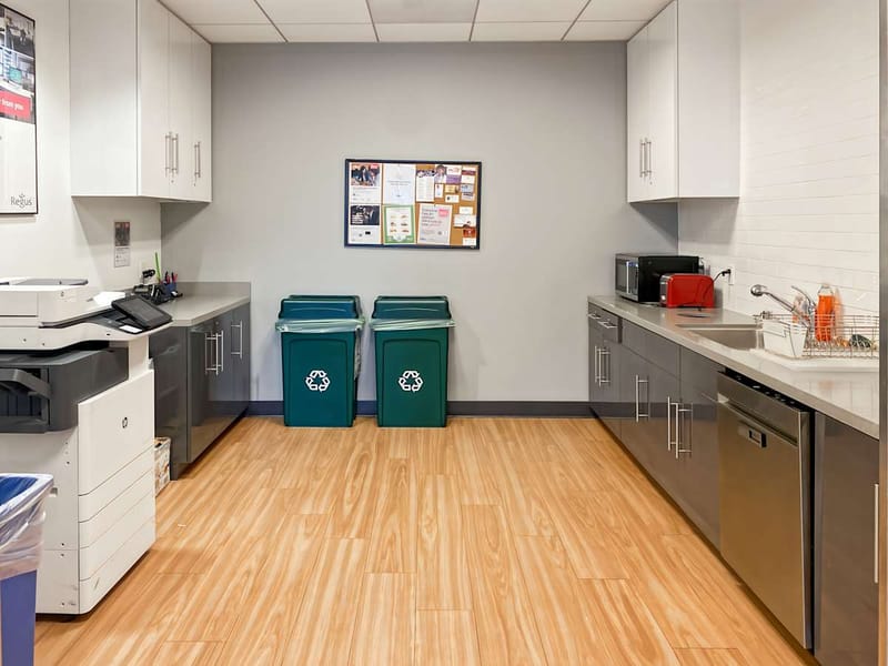 Regus - Landmark Square - Ocean West Blvd - Long Beach  - CA image 14