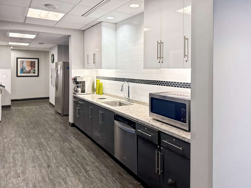 Regus - Metairie One Lakeway - N. Causeway Blvd - Metairie - New Orleans - LA image 14