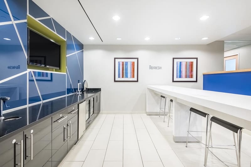 Regus - Cush Plaza - Treena Street - San Diego - CA image 7