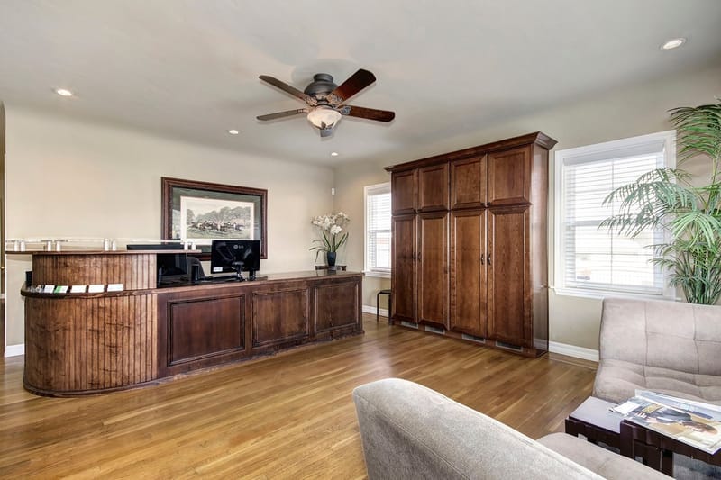 Center 57 - 57th Street - Sacramento - CA image 2