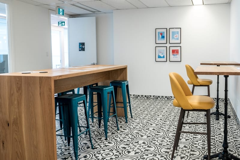 Workhaus - 180 Dundas St. W, Toronto image 5