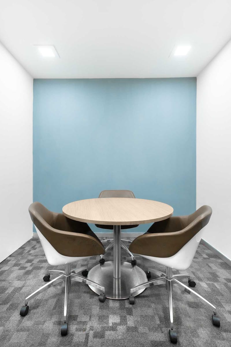 Regus - Shyamala Tower - Arcot Road - Saligramam -  Chennai image 3