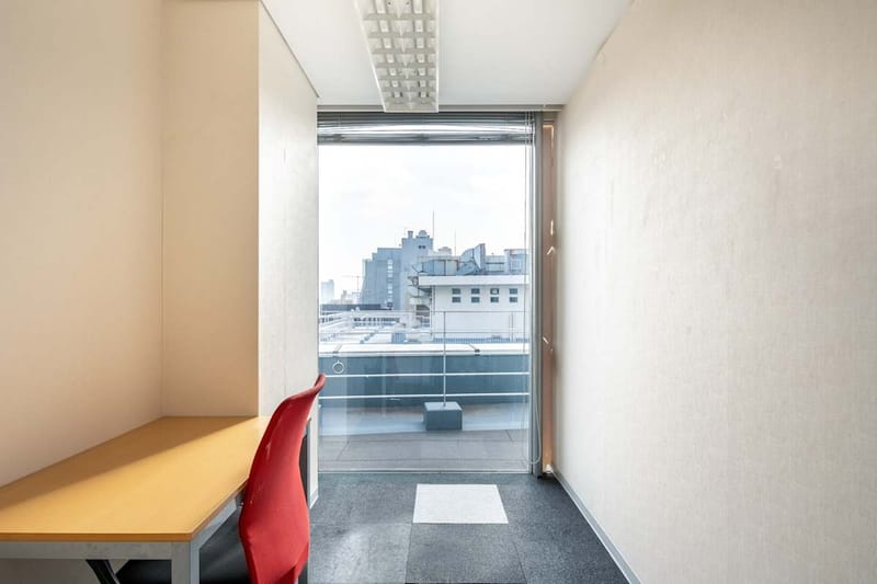 Regus - Shibuya Hills (Open Office) - Fuji Building 40 -  15-14 Sakuragaokacho - Shibuya-ku - Tokyo image 4