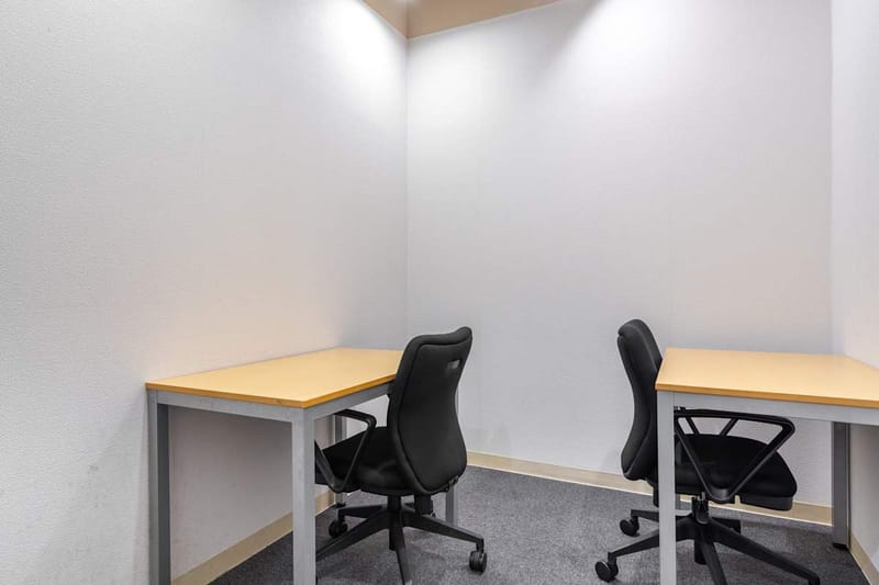 Regus - Nihonbashi Central (Open Office) - Toyo Building - 1-2-10 Nihonbashi - Chuo-ku - Tokyo image 4
