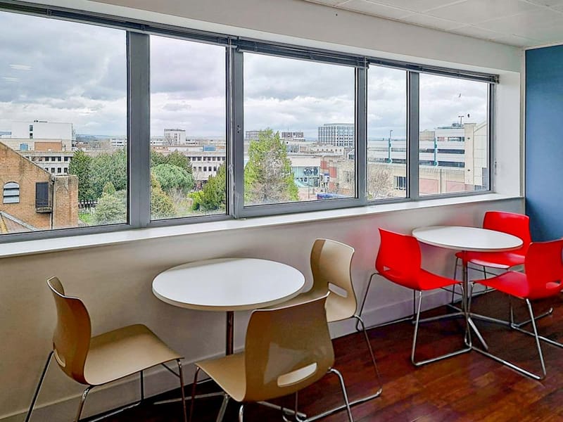 IWG (Regus) - The Pinnacle, Central Court - Station Way, RH10 - Crawley image 11