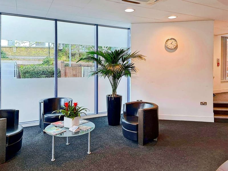 IWG (Regus) - The Pinnacle, Central Court - Station Way, RH10 - Crawley image 5