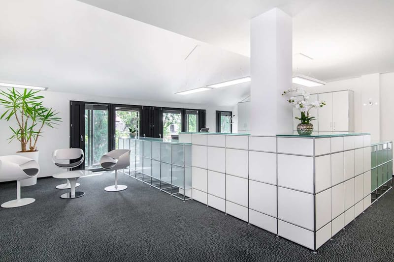 Regus - Leopoldstraße 23 - Munich image 2