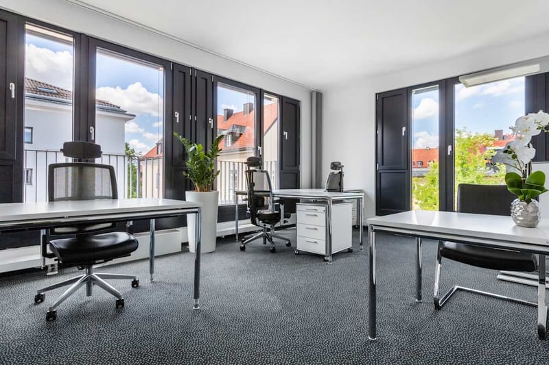 Regus - Leopoldstraße 23 - Munich image 4