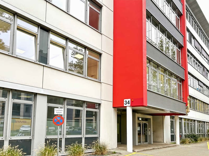 Plug and Work (Regus) - Dornhofstrasse 34 - Neu-Isenburg - Frankfurt image 19