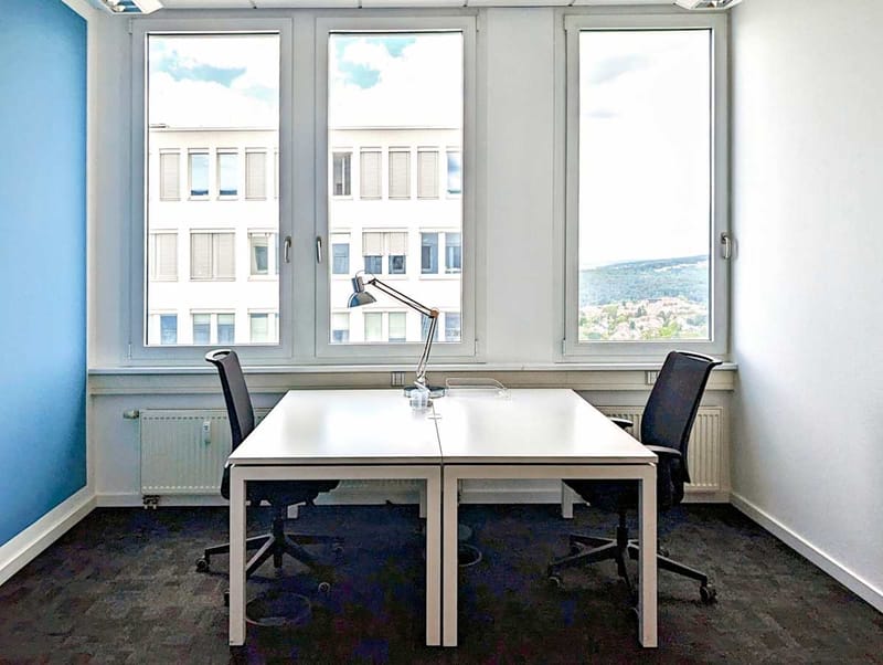 Plug and Work (Regus) - Curiestrasse - Stuttgart image 10