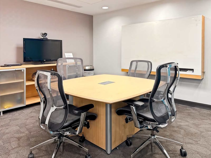 Regus - Metro Plaza II - Colesville Road - Silver Spring - MD image 9