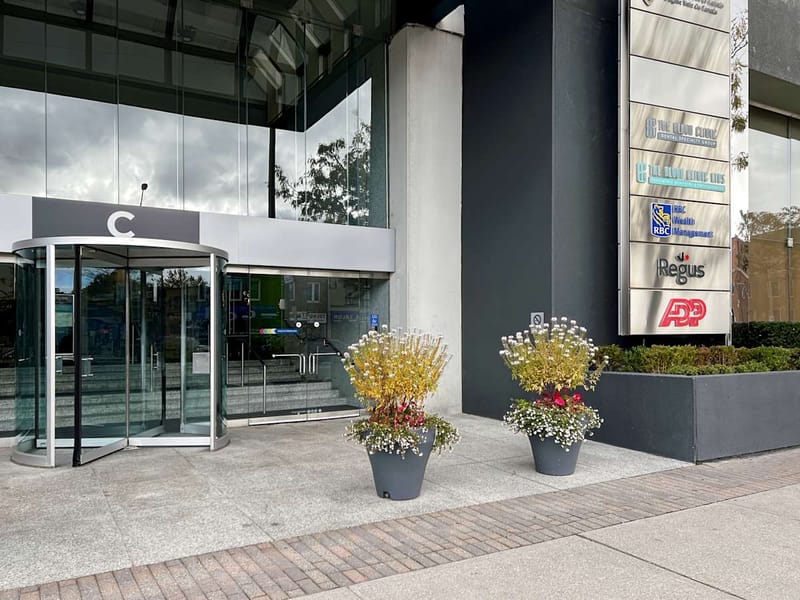 Regus - Sun Life - 3250 Bloor Street - Etobicoke - Toronto - ON image 11