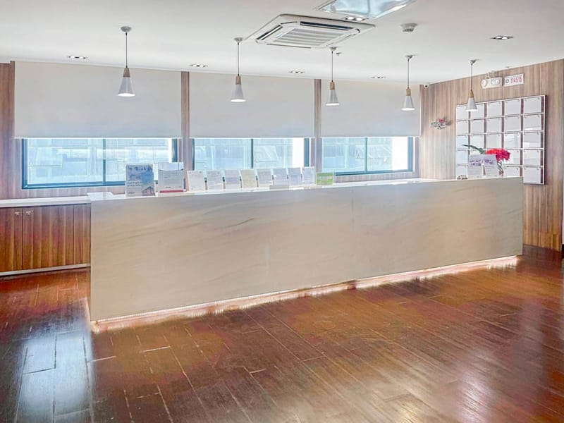 Regus - Felcris Centrale - 40 D Quimpo Boulevard - Talomo - Davao image 2