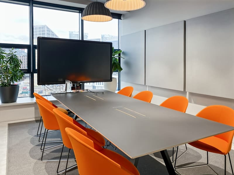 HubHub - Nivy Tower - Svätoplukova - Bratislava image 10