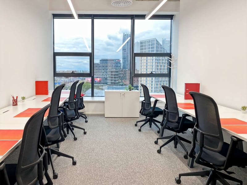 HubHub - Nivy Tower - Svätoplukova - Bratislava image 12