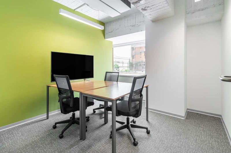 Regus - Greenway Centre - Yingcai Road - West District - Taichung image 3