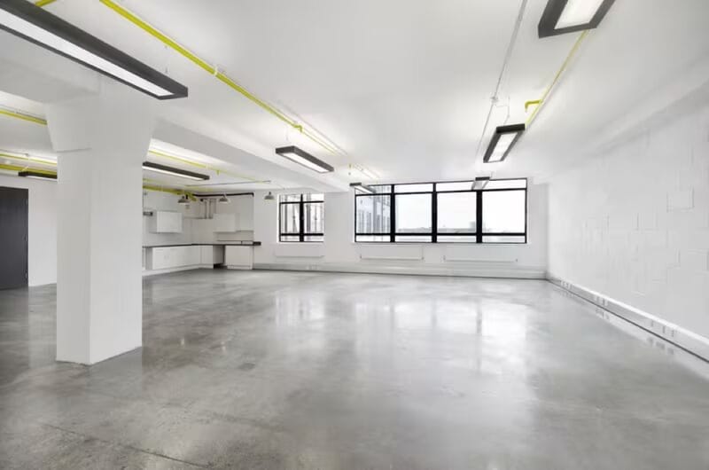 Workspace (Managed 227 - 2,810 sqft) - The Biscuit Factory - Drummond Road, SE16 4DG - Bermondsey image 4