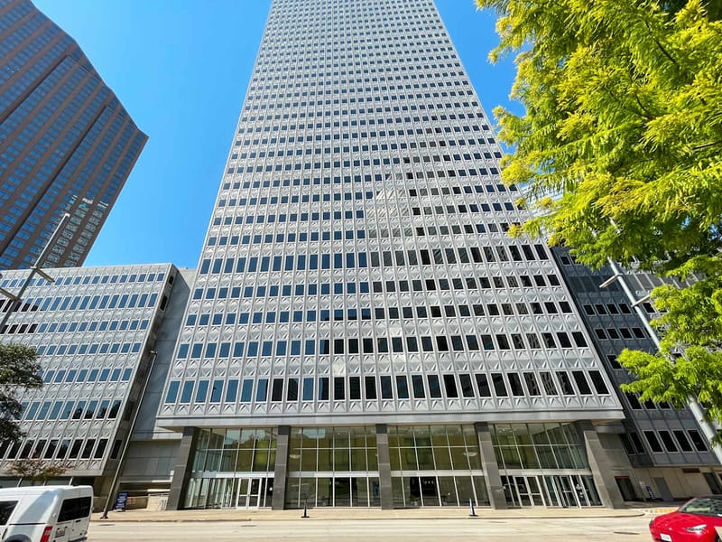 Regus - Republic Center - North St. Paul Street - Dallas - TX image 12