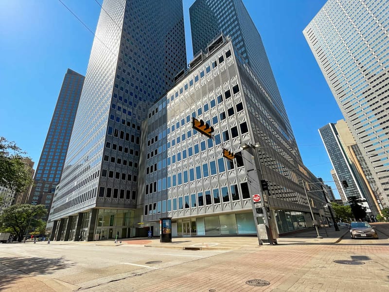 Regus - Republic Center - North St. Paul Street - Dallas - TX image 3