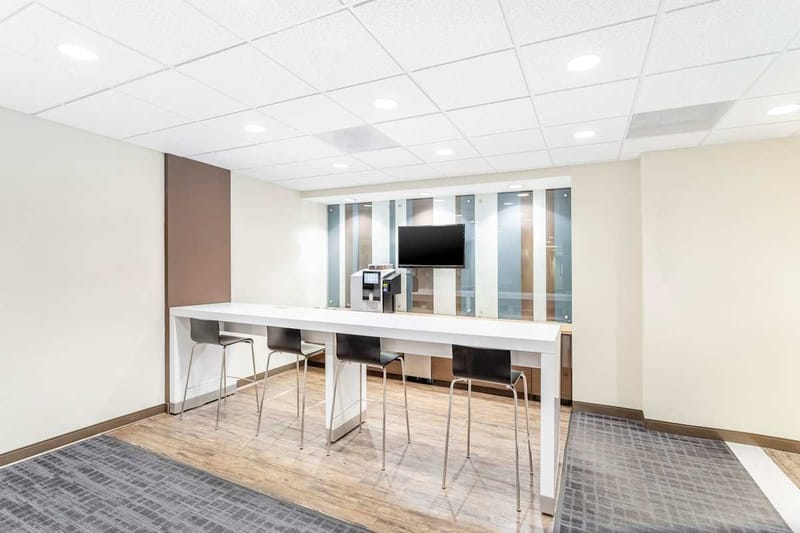 Regus - Briarcliff II - N.W. Briarcliff Parkway - Kansas City - MO image 6