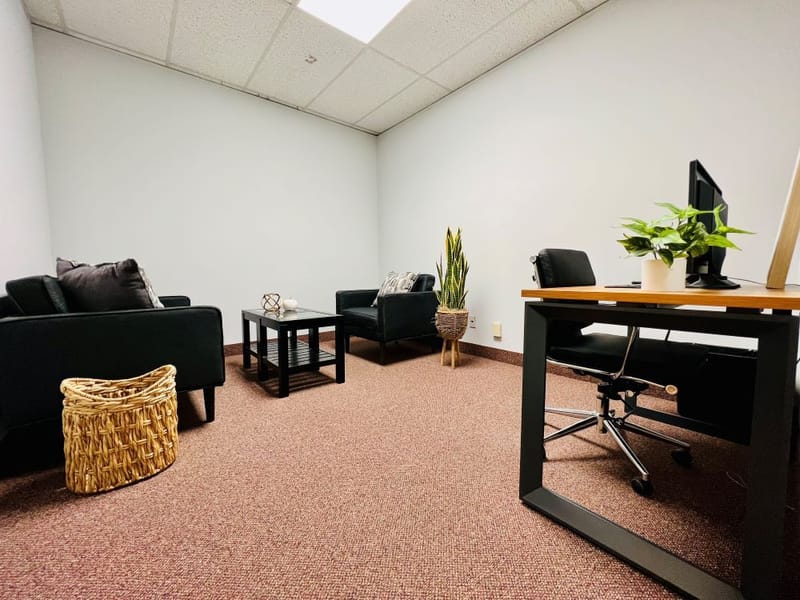 TKO Suites - 9111 Cross Park Drive - Knoxville - TN image 8