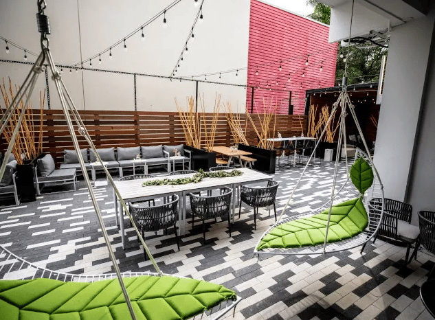 Expansive - 2125 Biscayne Blvd, Miami - FL image 2