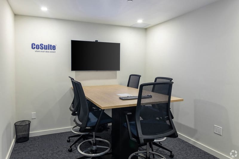 CoSuite - 800 Brickell Avenue, Brickell image 4