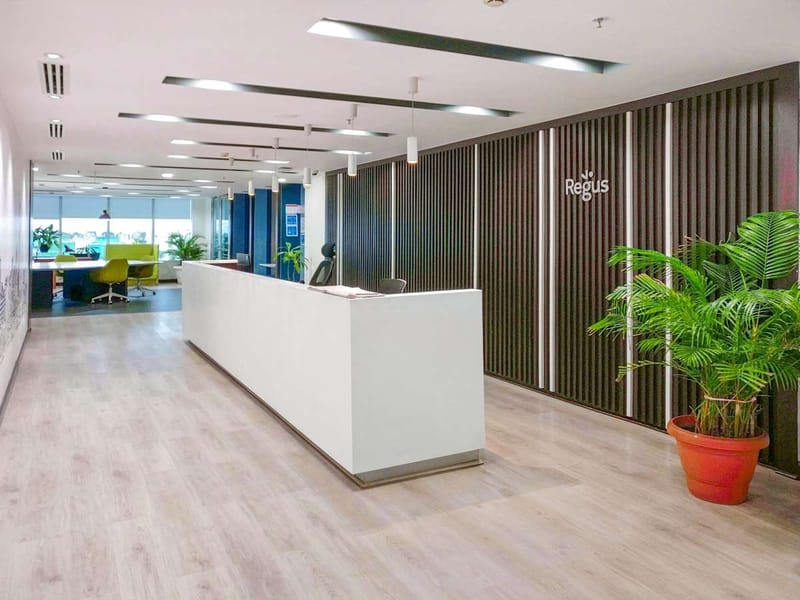 Regus - Unitech Cyber Park , 122 - Haryana image 2