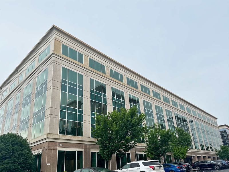 Regus Brentwood - 320 Seven Springs Way - Brentwood - TN image 2