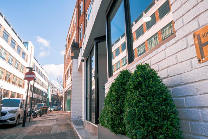 Business Cube Offices (Managed 1,850 sqft) - 2-7 Clerkenwell Green, EC1 - Clerkenwell image 11