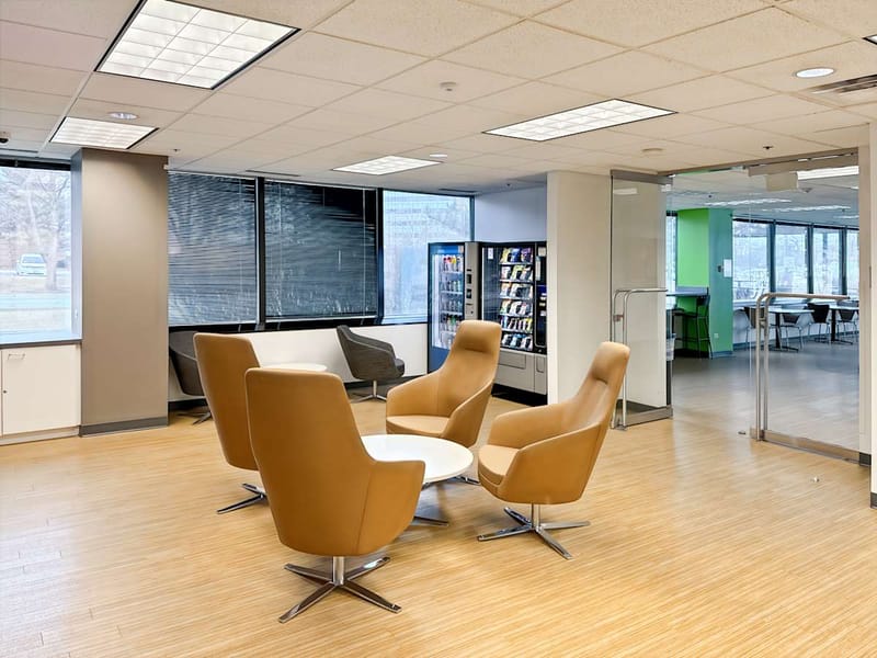 Regus - Illinois Downers Grove Executive Towers West - 1431 Opus Place - Downers Grove - IL image 12