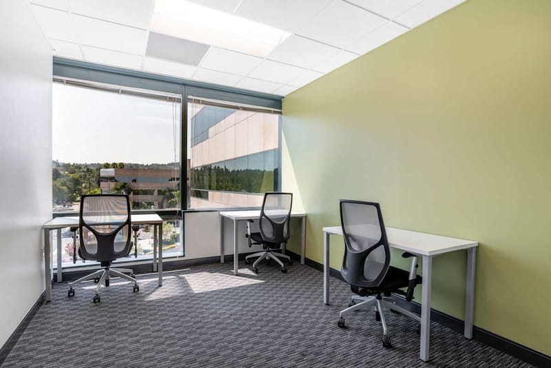 Regus - Encino Corporate Center - 16501 Ventura Blvd - Encino - CA image 4