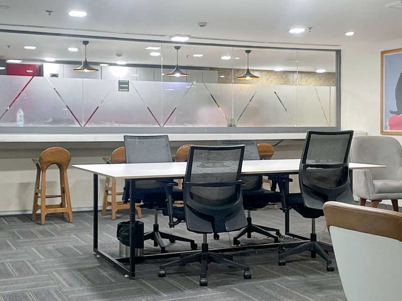 Regus - Ecuador, Guayaquil Mall del Sol - Guayaquil - Ecuador image 5