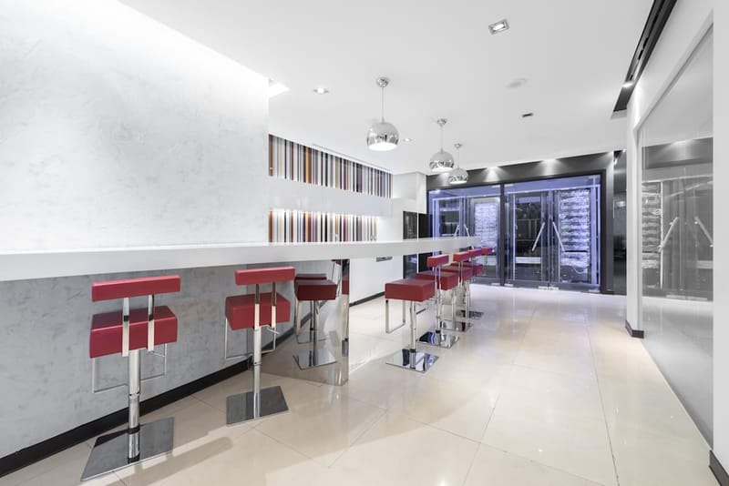 Regus - Al Hamra Tower - East Maqwa - Kuwait City image 9