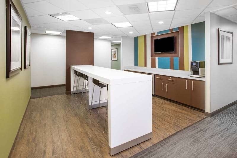 Regus - Wells Fargo Plaza - 221 N. Kansas Street - El Paso - TX image 5