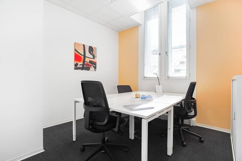 Regus - Parvis Louis Armand - Gare de Bordeaux Saint-Jean, Pavillion Nord - Bordeau image 4