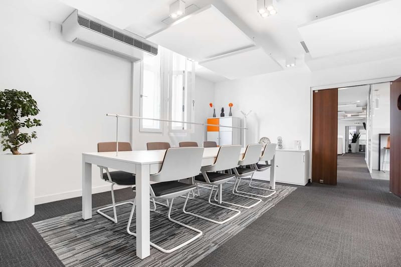 Regus - Parvis Louis Armand - Gare de Bordeaux Saint-Jean, Pavillion Nord - Bordeau image 8