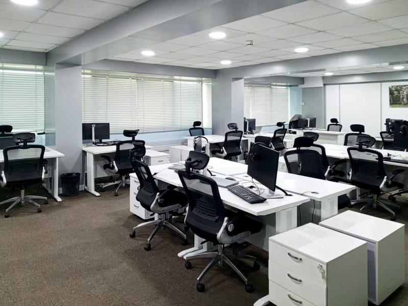 Regus - Mulliner Towers - 39 Alfred Rewane Road - Ikoyi - Lagos image 4
