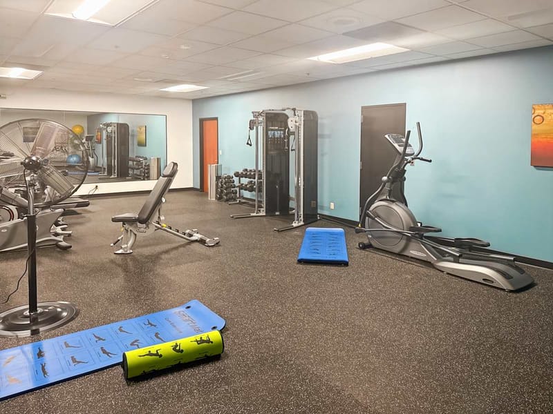 Regus - 5 Centerpointe Dr - Lake Oswego image 15