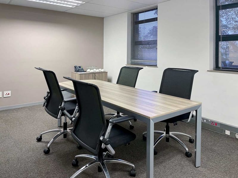 Regus - 6 Kikuyu Road - Sunninghill Ext 56 - Johannesburg image 11
