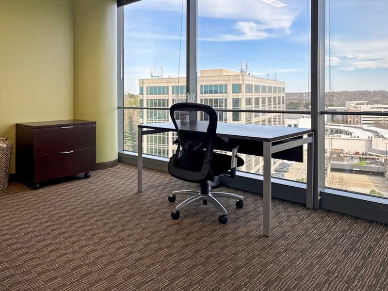 Regus - 1000 Parkwood Circle - Cumberland  - Atlanta - GA image 4
