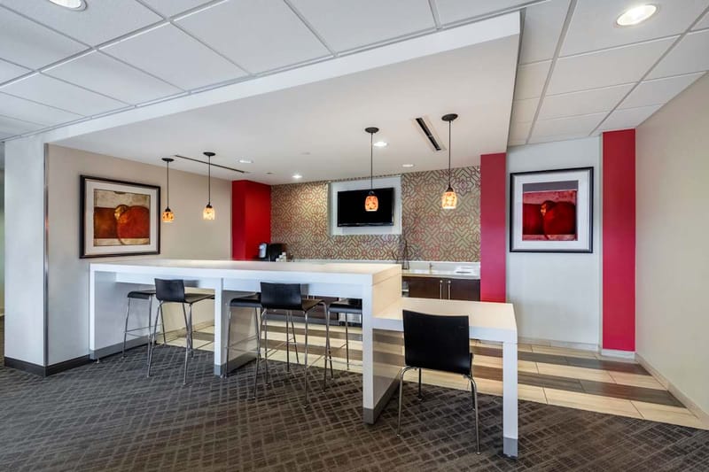 Regus - 888 Prospect Street - Suite 200 -  La Jolla - CA image 6