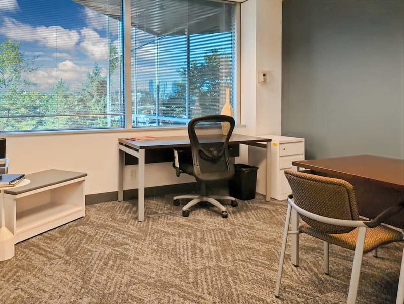 Regus - Ridgewood Corporate Square - 11900 N.E. 1st Street - Bellevue - WA image 7