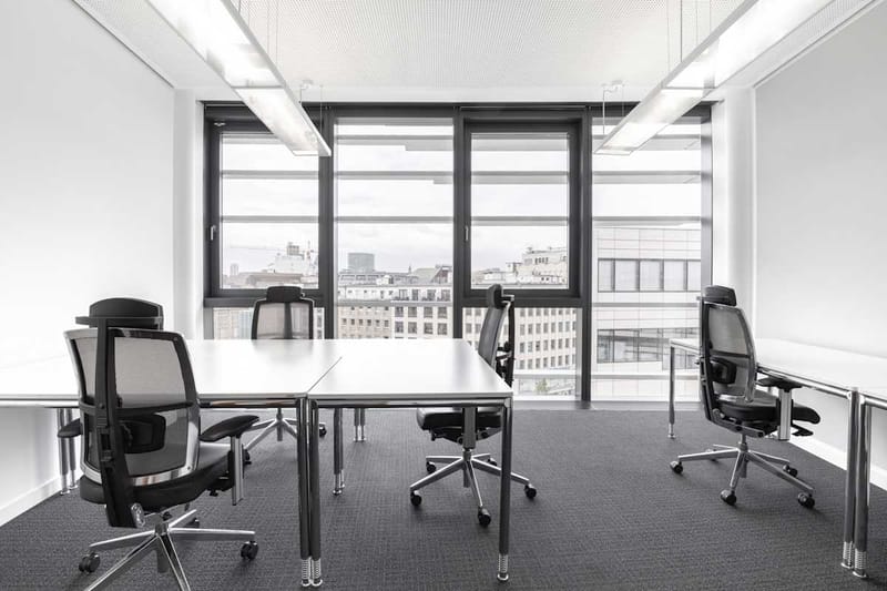 Regus - Koe-Bogen - Koenigsallee 2a - Dusseldorf - Germany image 4