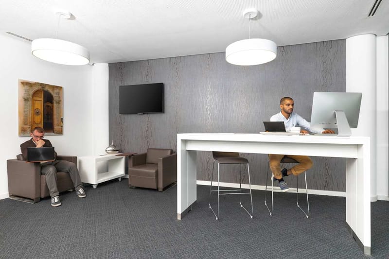 Regus - Koe-Bogen - Koenigsallee 2a - Dusseldorf - Germany image 5