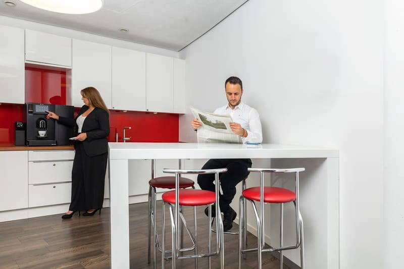 Regus - Koe-Bogen - Koenigsallee 2a - Dusseldorf - Germany image 6